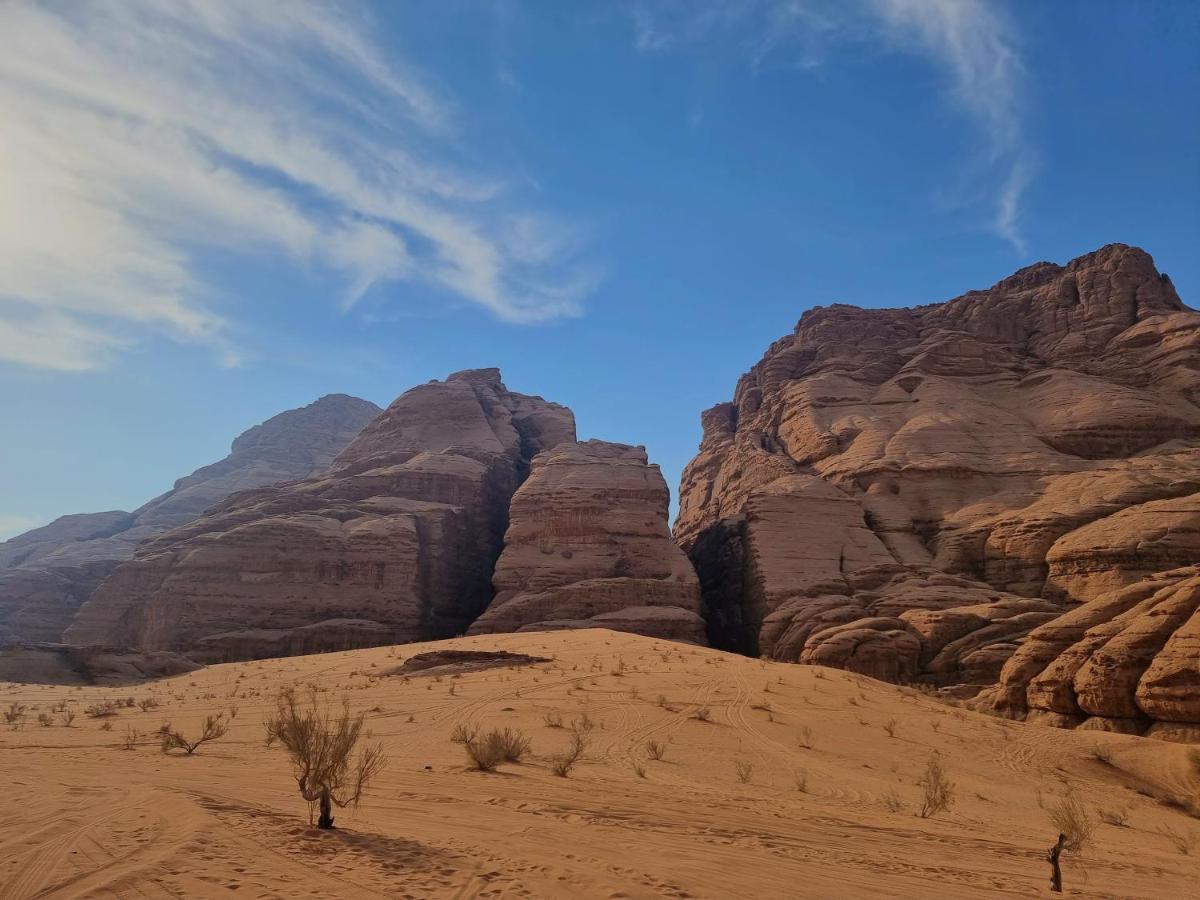 Hotel Desert Knights Camp Wadi Rum Exterior foto