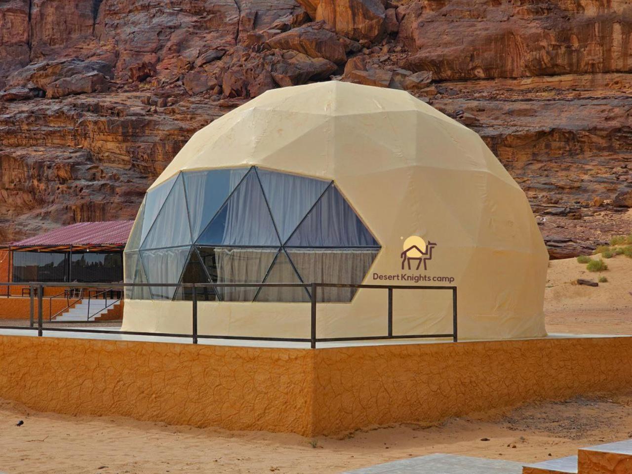 Hotel Desert Knights Camp Wadi Rum Exterior foto