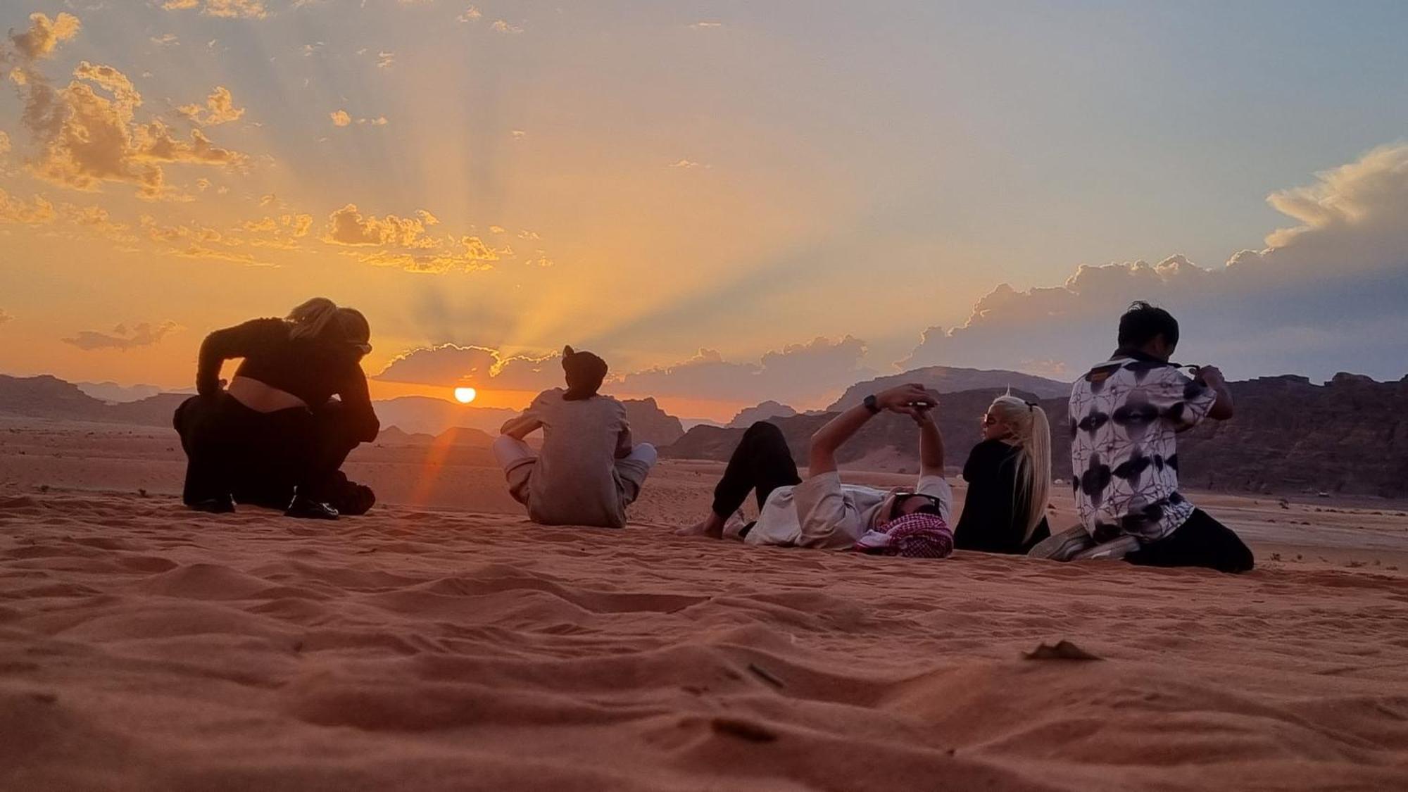 Hotel Desert Knights Camp Wadi Rum Exterior foto